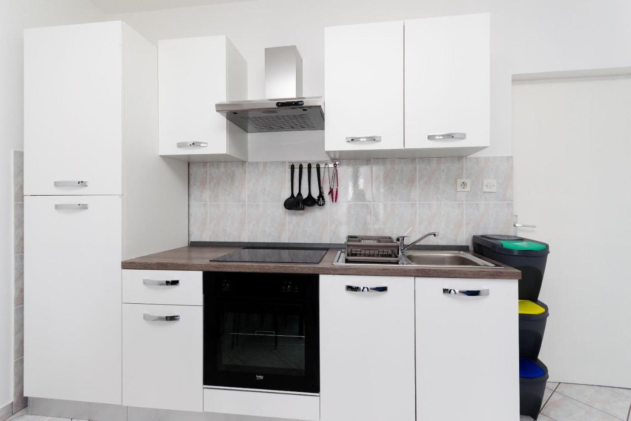 Apartments Luka سوبيتارسكا دراغا المظهر الخارجي الصورة